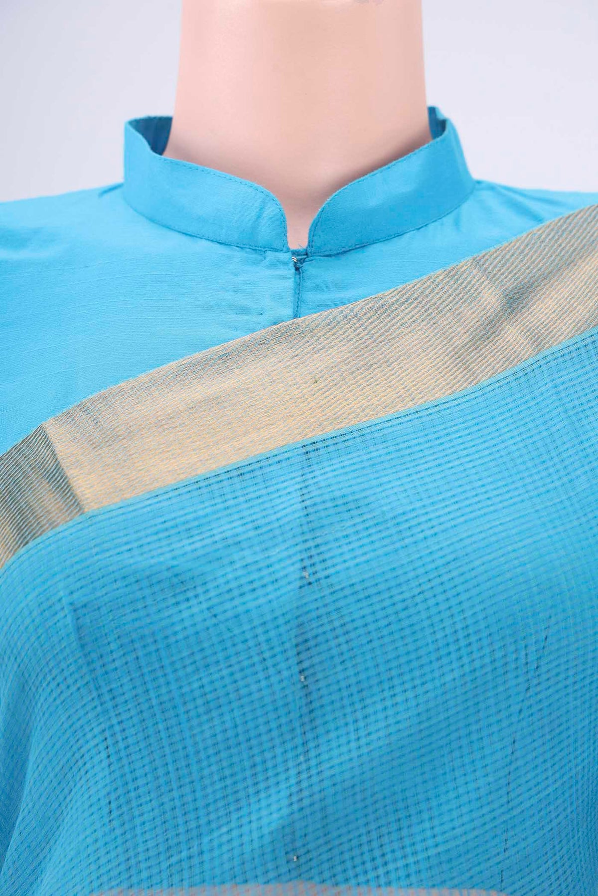 Border image of Blue Mangalagiri Cotton Saree with Plain Body and Zari Border. 