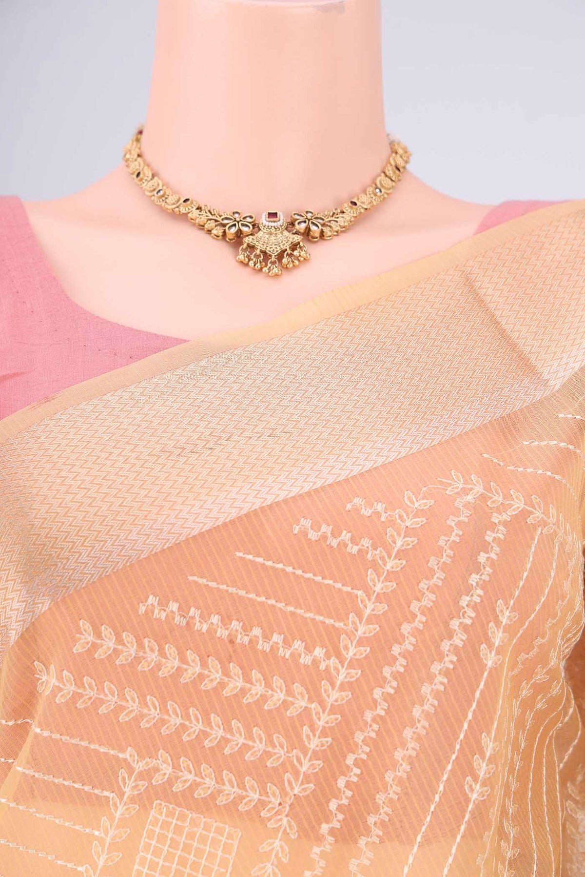 Border image of Lemon Yellow Blended Kota Cotton Saree with Embroidery on the body and Zari Border. 
