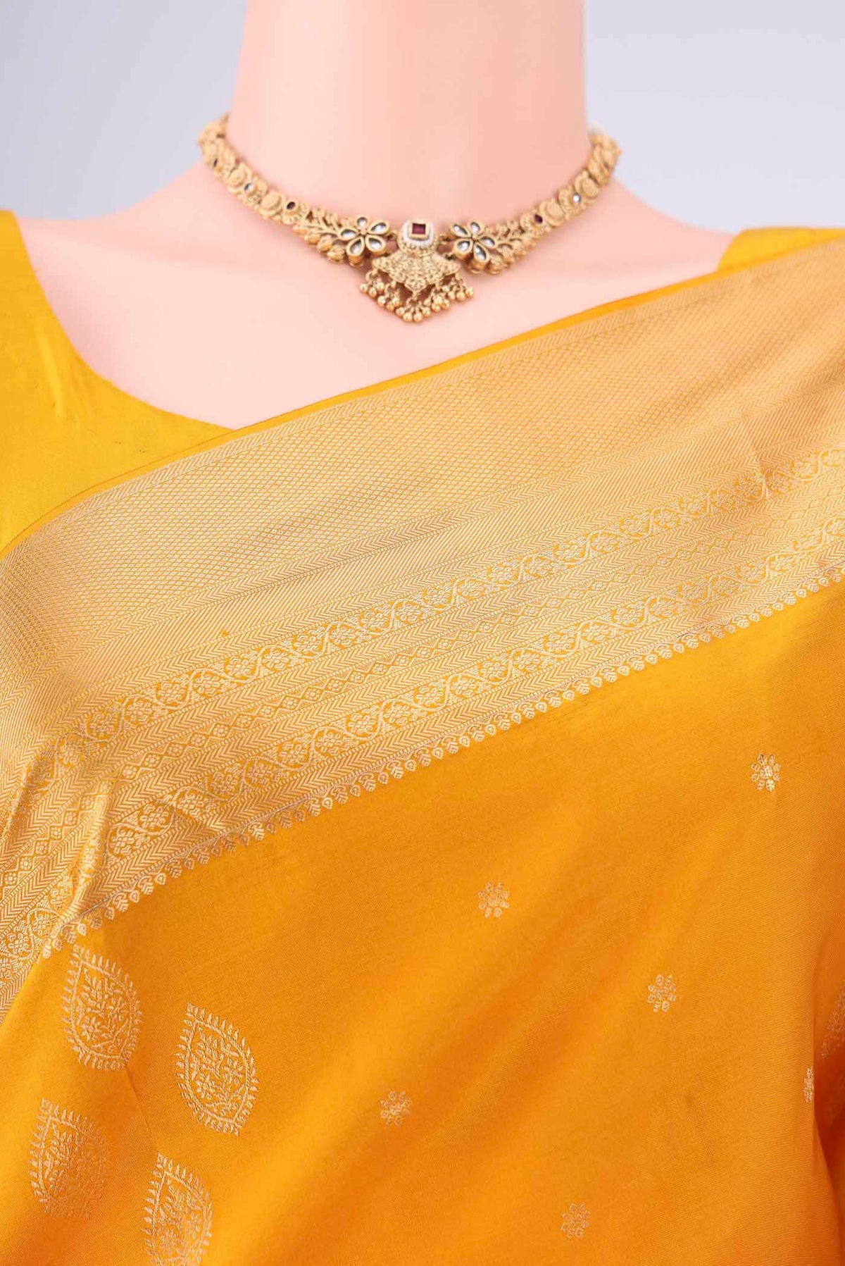 Border image of Mustard Dual Tone Soft Silk Saree with Zari Brocade on the body and Zari Border. 