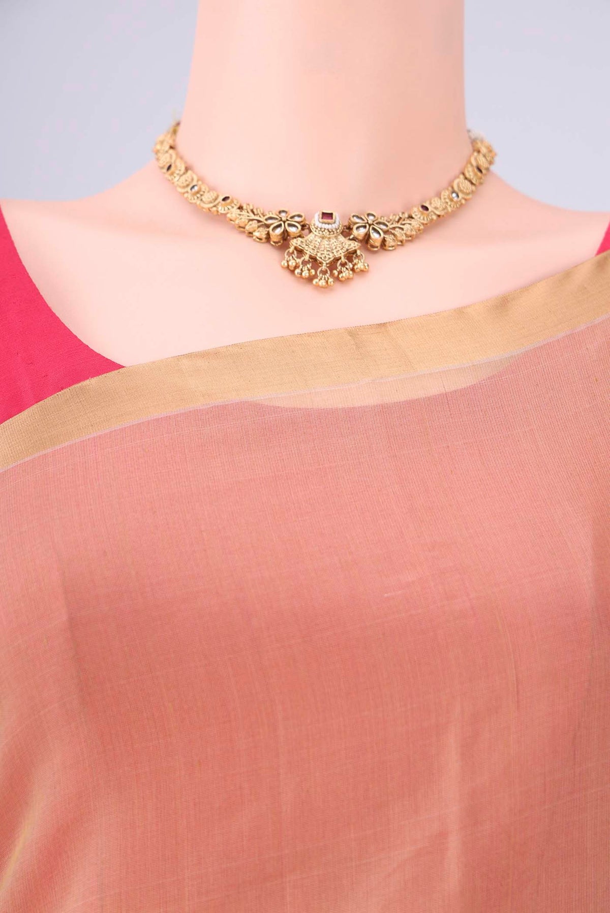 Border image of Beige Silk Cotton Saree with Zari Brocade on the body and Zari Border. 
