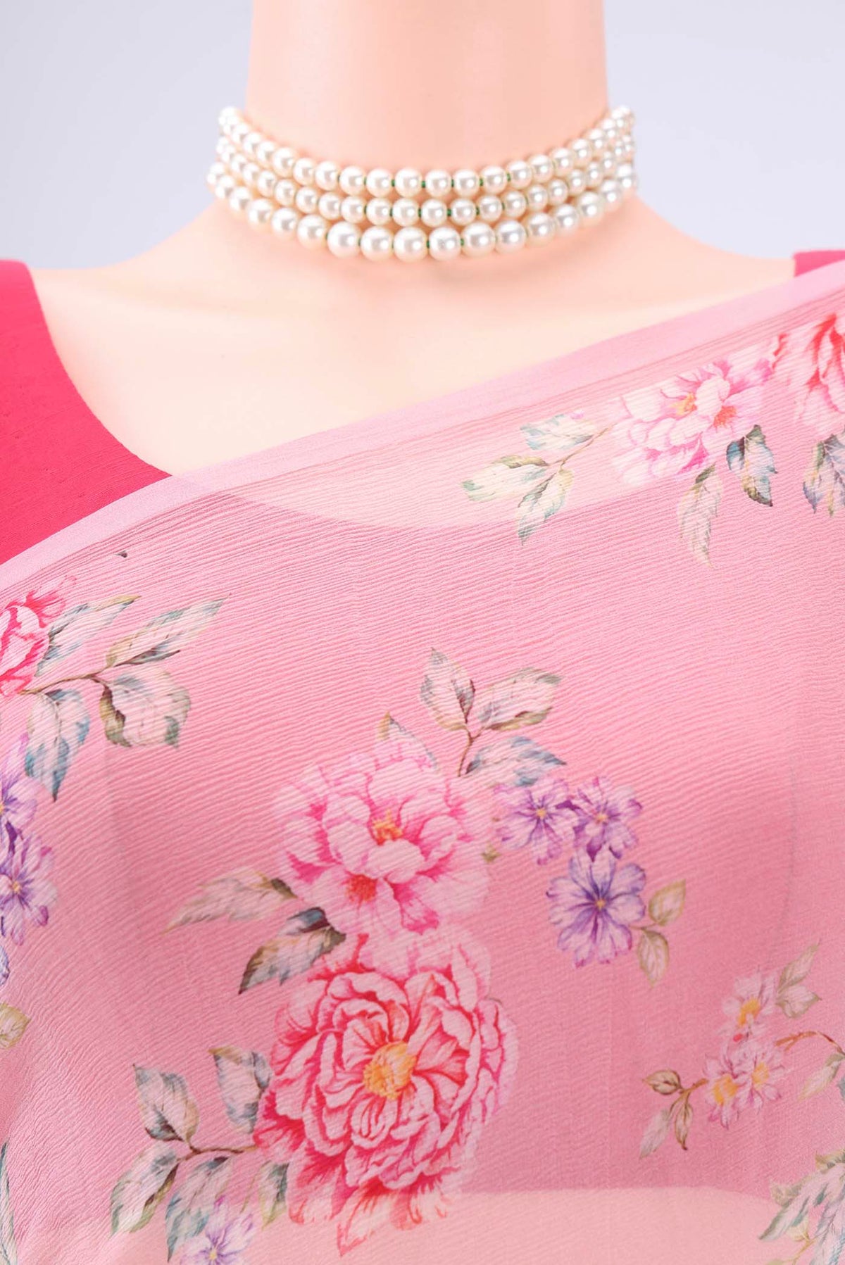Border image of Rose pink Mysore Chiffon Saree with Floral Print on the body and Plain Border. 