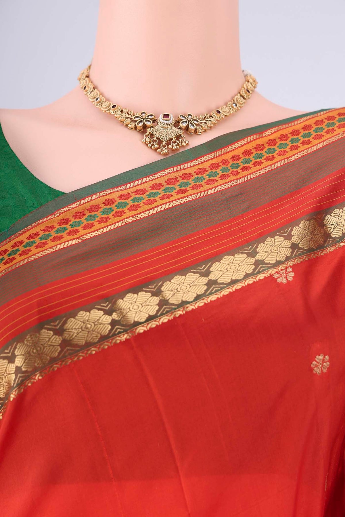 Border image of Orange Dual Tone Blended Bangalore Silk Saree with Zari Butta on the body and Zari Border. 