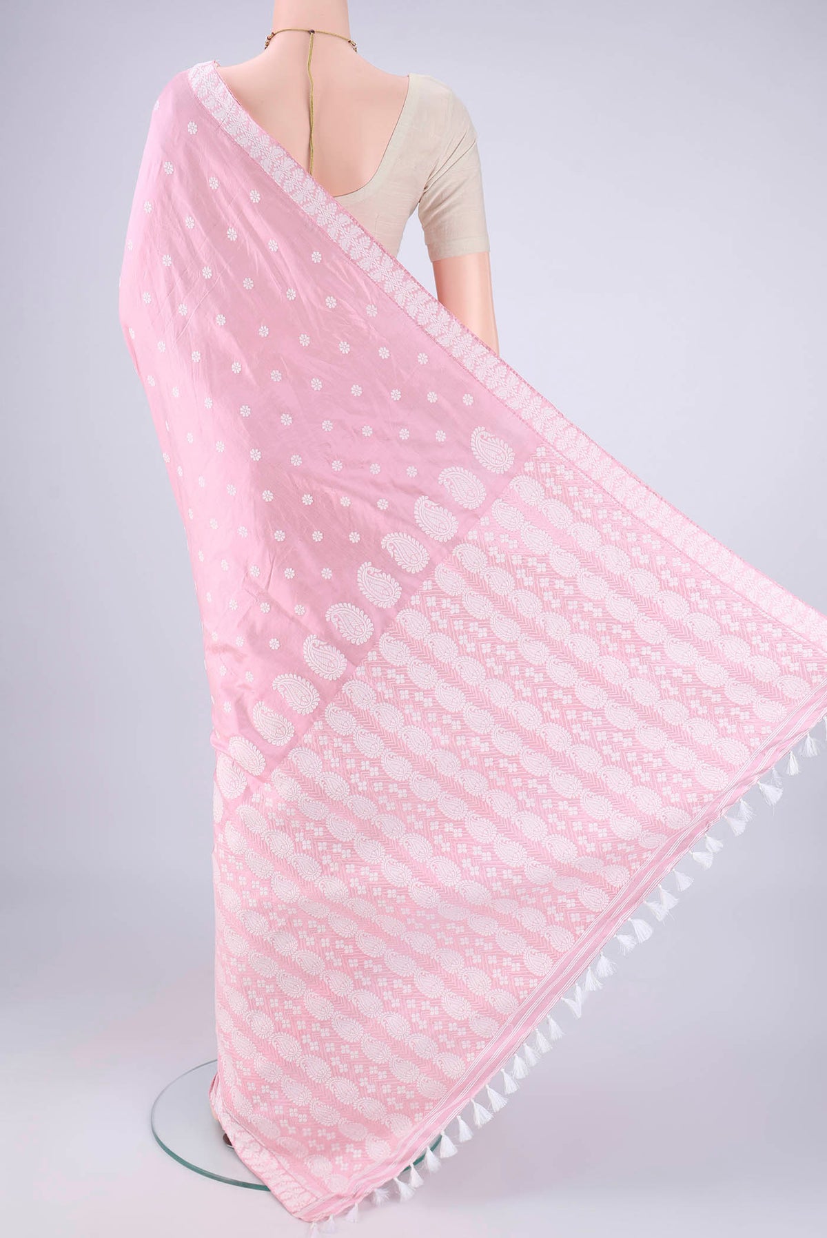Flat view of Rose pink Assam Silk Saree with Thread Butta on the body and Thread Border. 