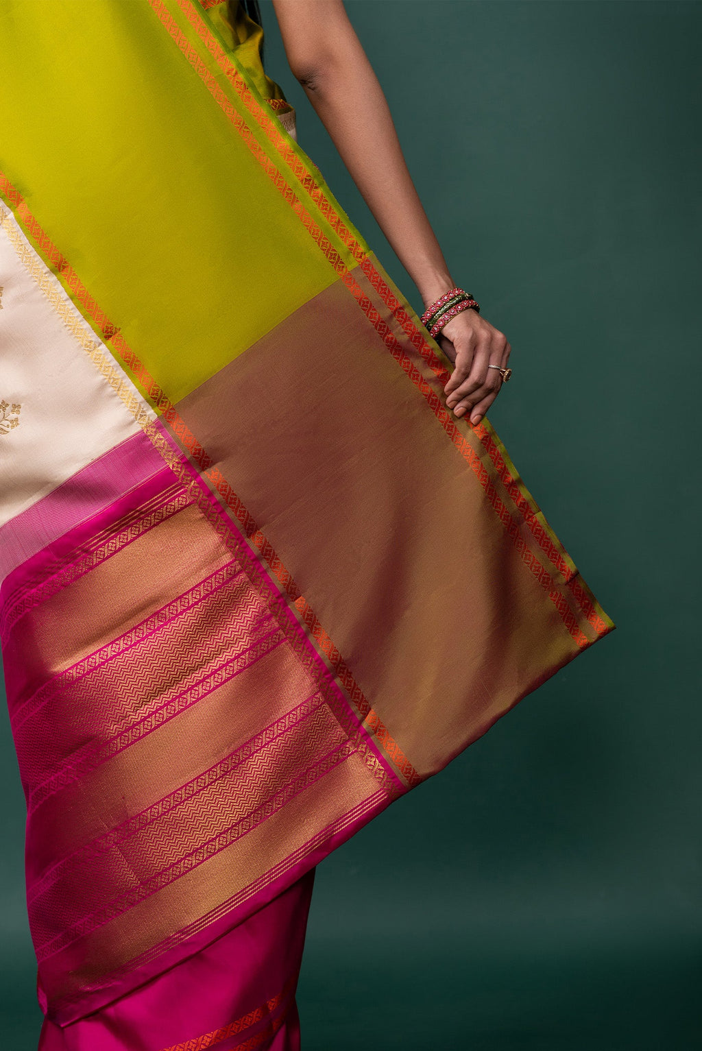 Border image of Multi Color Kanchipuram Silk Saree with Zari Butta on the body and Thread Border