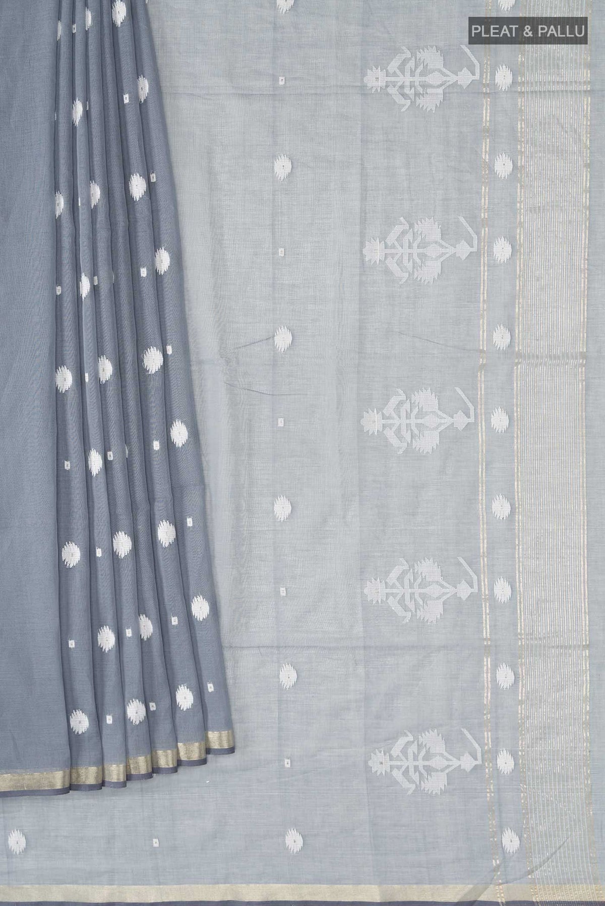Pleats and pallu of Grey Bengal Cotton Saree with Jamdani on the body and Zari Border