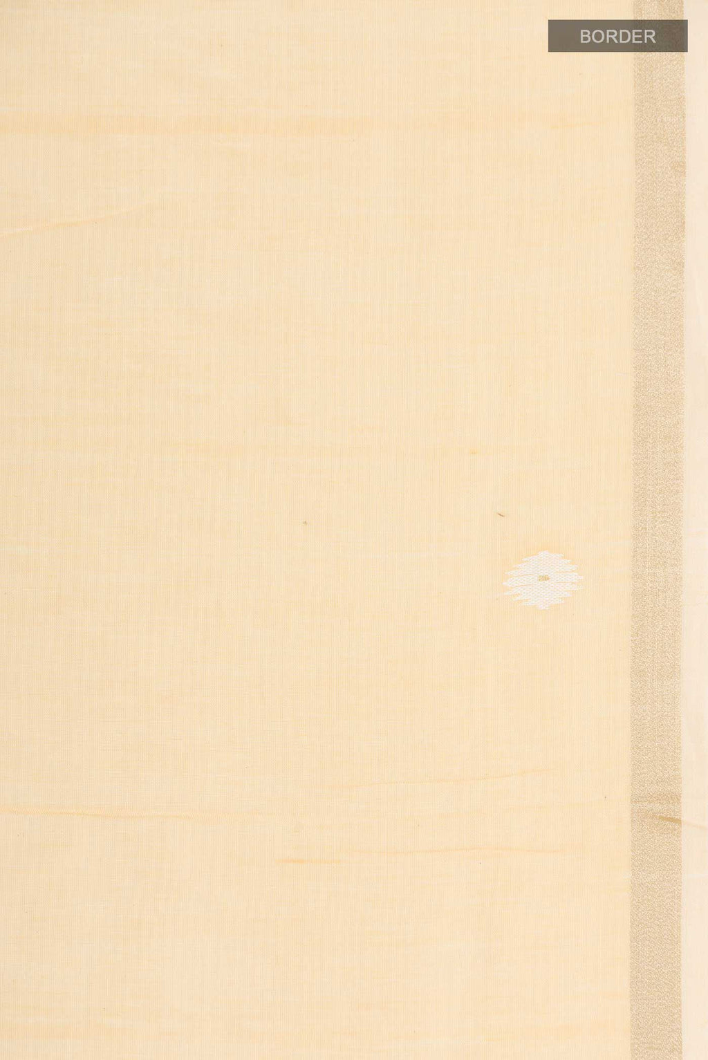 Border image of Yellow Bengal Cotton Saree with Jamdani on the body and Zari Border