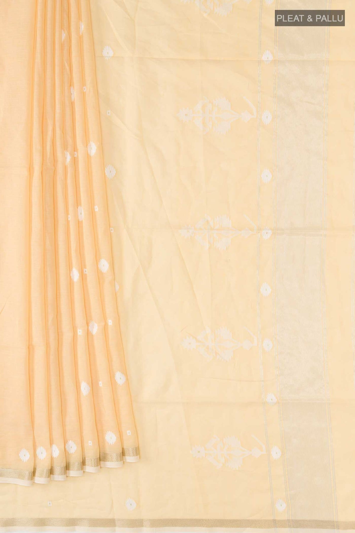 Pleats and pallu of Yellow Bengal Cotton Saree with Jamdani on the body and Zari Border
