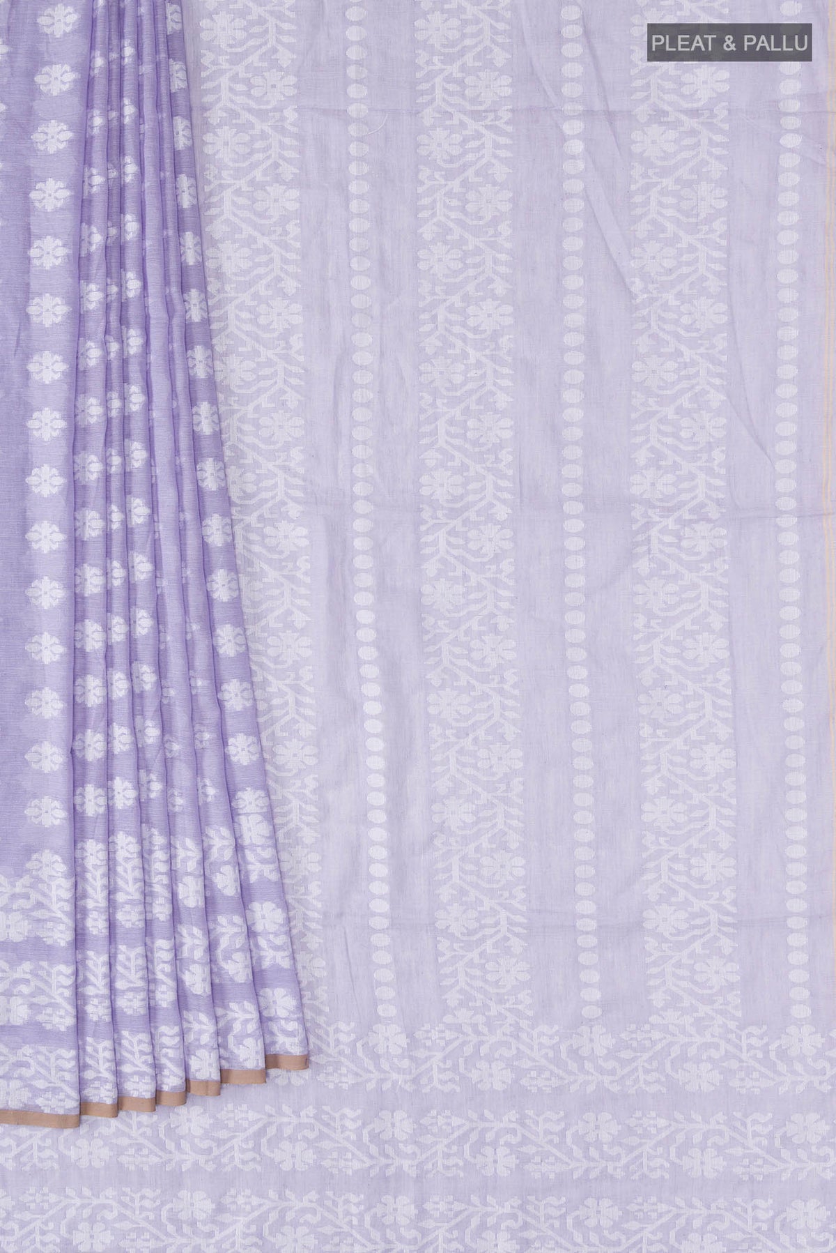 Pleats and pallu of Lavender Bengal Cotton Saree with Jamdani on the body and Thread Border