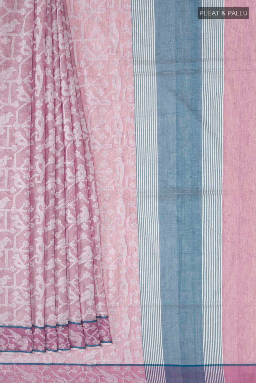 Pleats and pallu of Mauve Bengal Cotton Saree with Jamdani on the body and Thread Border