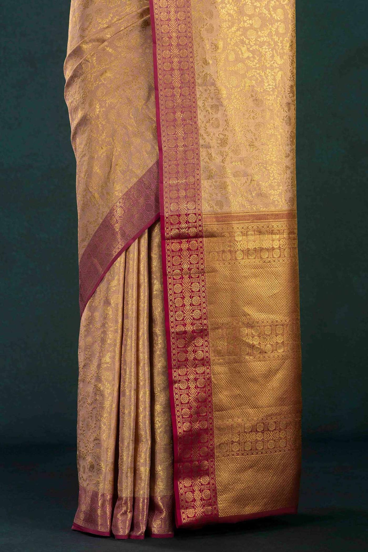 pleats pallu