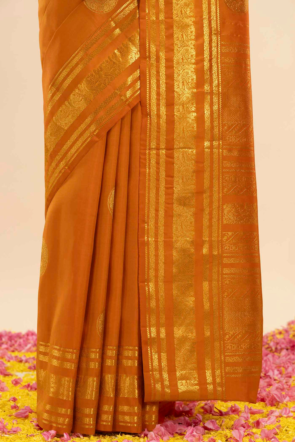 pleats pallu