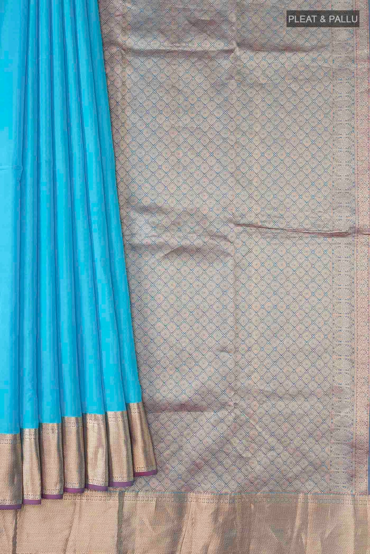 Pleats and pallu of Blue Kanchipuram Silk Saree with Plain Body and Zari Border