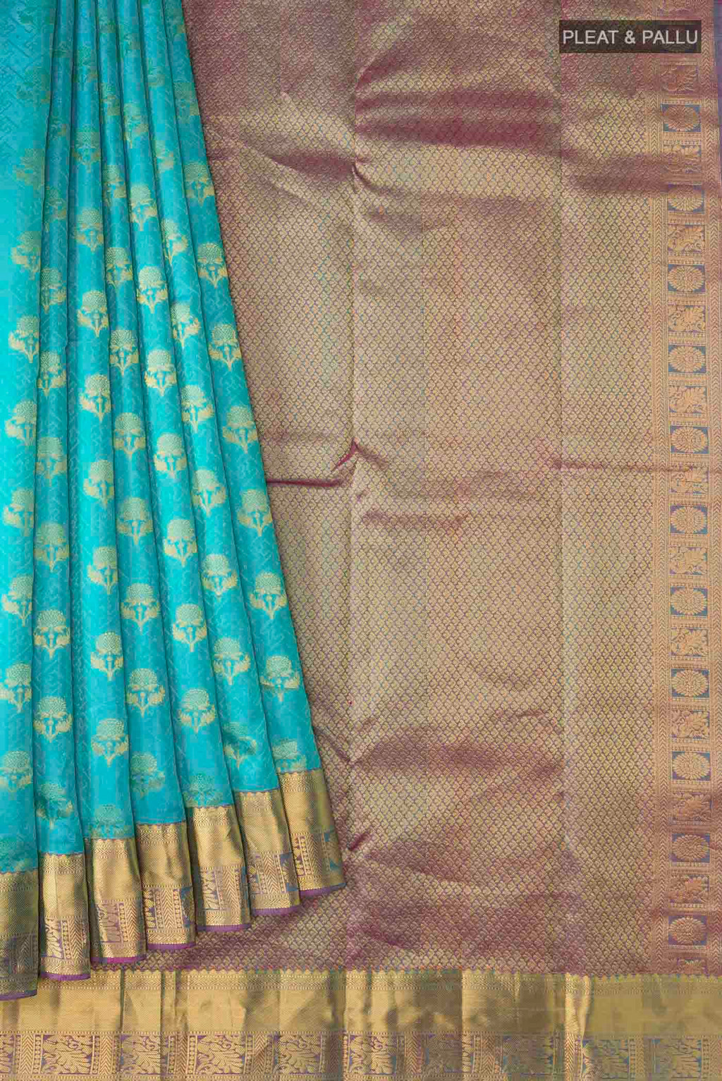 Pleats and pallu of Blue Kanchipuram Silk Saree with Jacquard With Zari Butta on the body and Zari Border