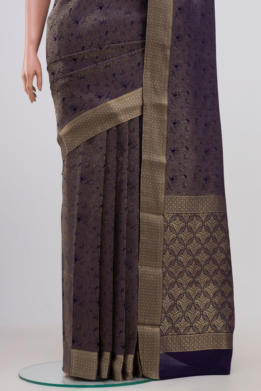 Pleats and pallu of Navy Blue Mysore Crepe Saree with Zari Brocade on the body and Zari Border. 