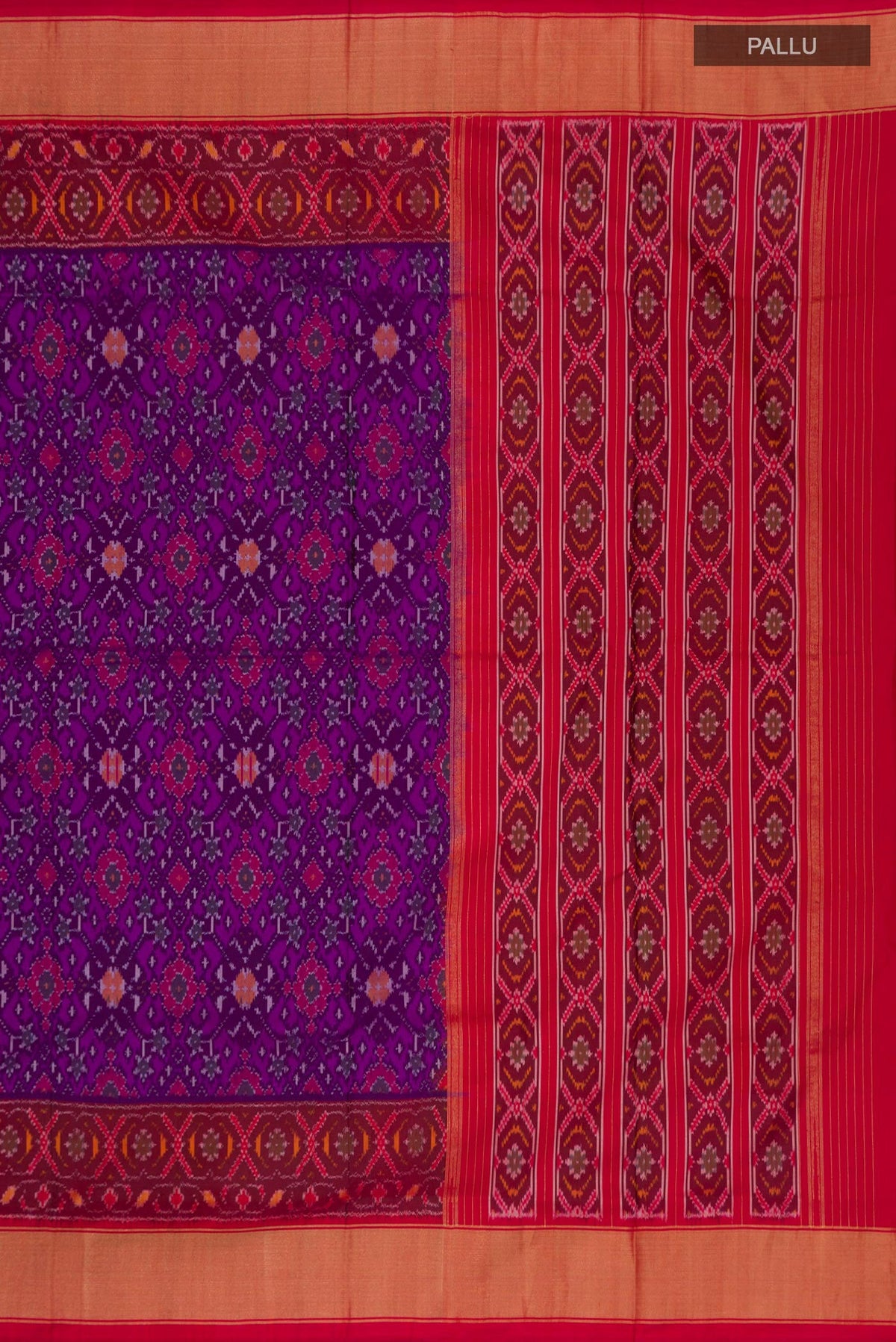 Close up image of the pallu of Purple Pochampally Silk Saree with Ikat design on the body and Zari Border. 