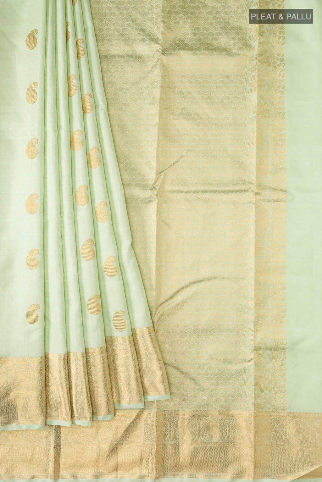 pleats pallu
