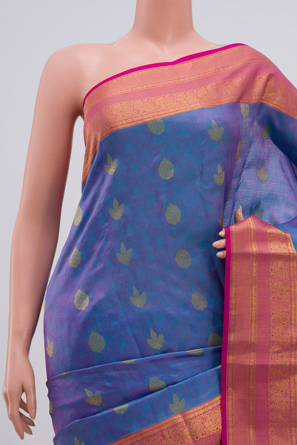 Border image of Blue Kanchipuram Silk Saree with Jacquard design on the body and Zari Border. 