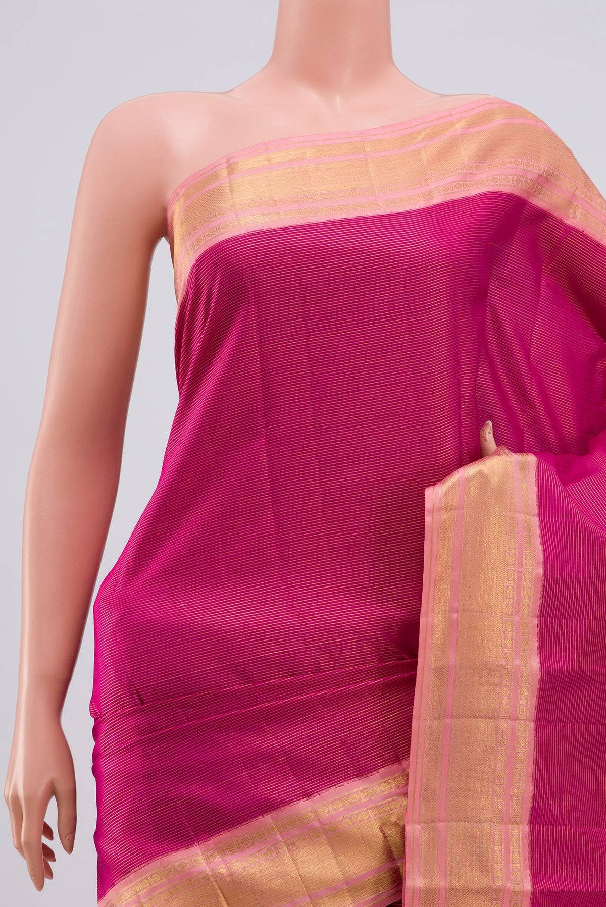 Border image of Pure Silk Pure Zari Magenta Kanchipuram Saree with Stripes on the body and Zari Border. 