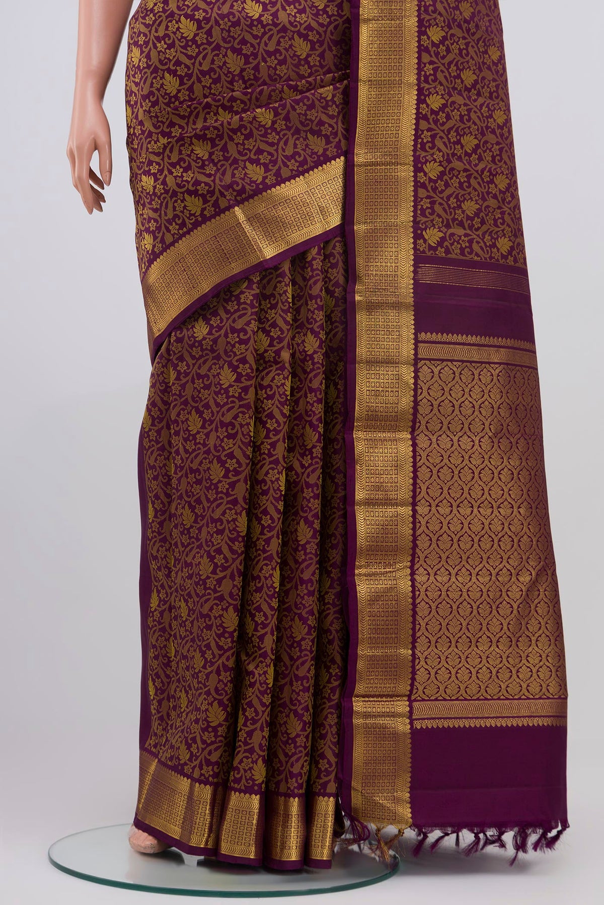 Pleats and pallu of Pure Silk Pure Zari Purple Kanjivaram Saree with Jacquard design on the body and Zari Border. 