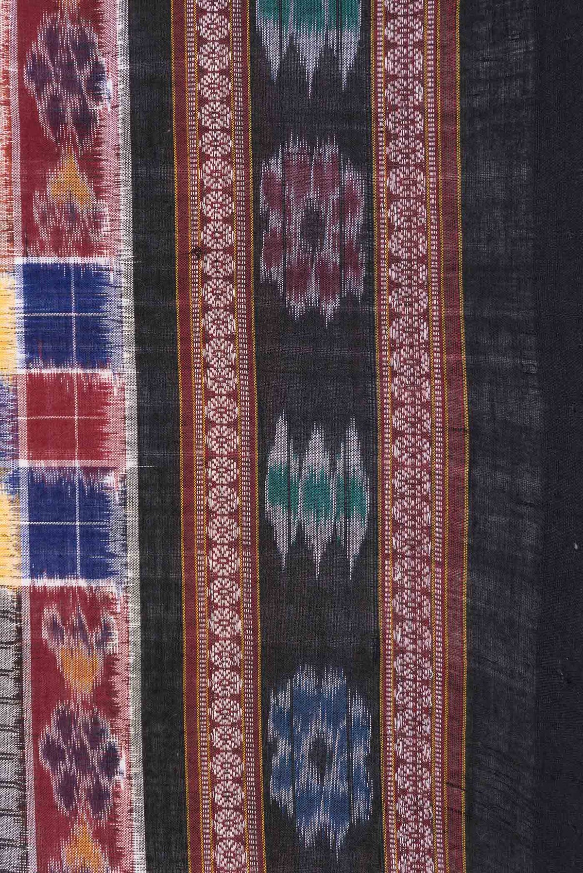 Border image of Maroon and Beige Color Double Ikat Saree with Ikat Print on the body and Ikat Border