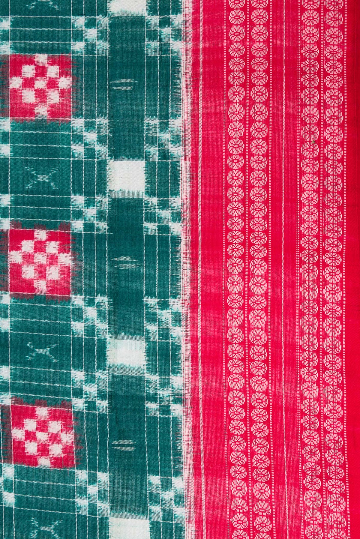 Border image of Bottle Green Dual Tone Double Ikat Saree with Ikat Print on the body and Thread Border. 