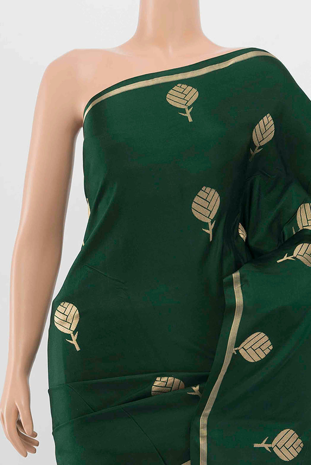Border image of Bottle Green Banarasi Silk Saree with Zari Butta on the body and Thin Zari Line