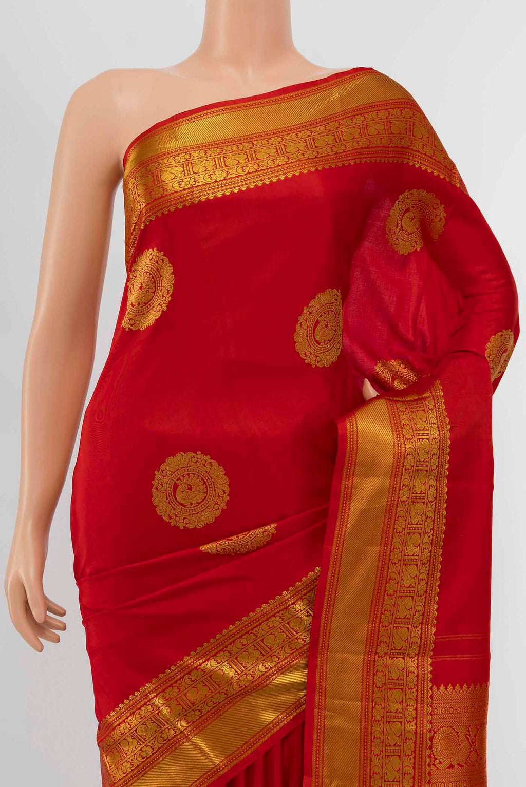 Border image of Red Kanchipuram Silk Saree with Zari Butta on the body and Zari Border
