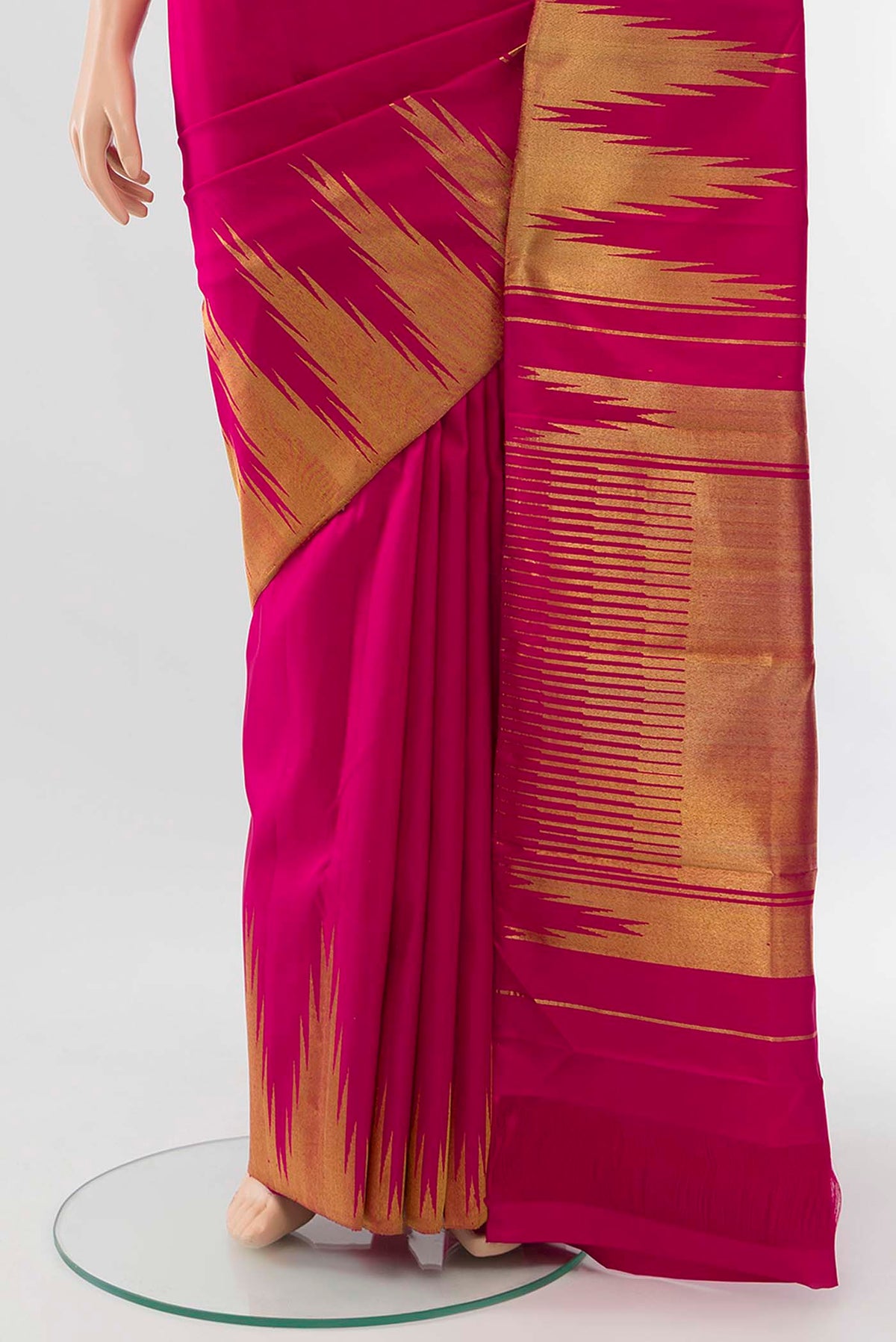 Pleats and pallu of Pure Silk Pure Zari Pink Kanchipuram Saree with Zari Butta on the body and Silk Border