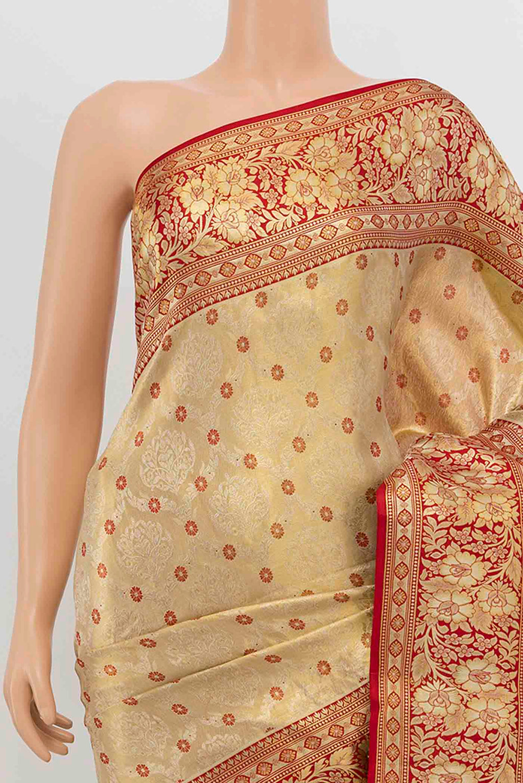 Border image of Gold Kanchipuram Tissue Silk Saree with Zari Brocade on the body and Zari Border