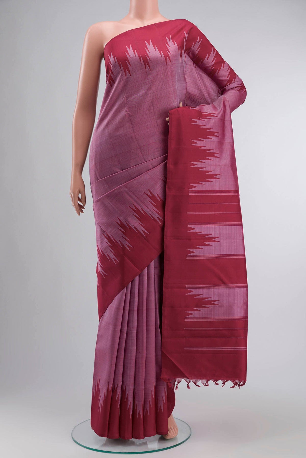Mauve Kanchipuram Silk Saree with Plain Body and Temple Border displayed on a mannequin