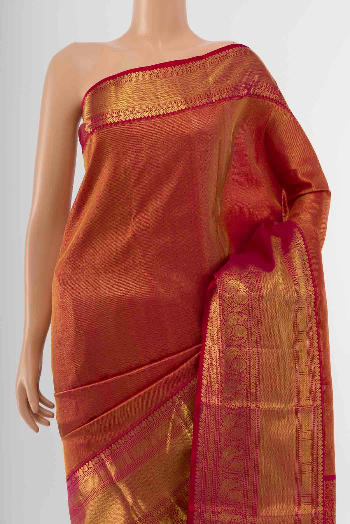 Border image of Pure Silk Pure Zari Pink Kanchipuram Saree with Zari Butta on the body and Silk Border