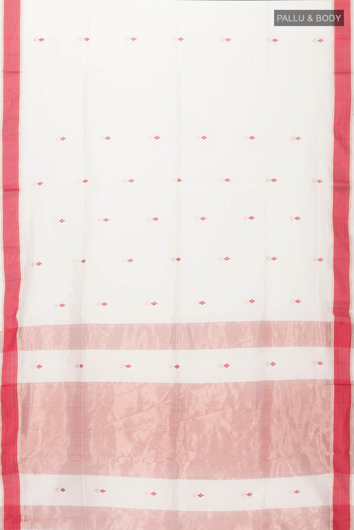 Flat view of Cream Maheshwari Silk Cotton Saree with Zari And Thread Butta on the body and Thread Border