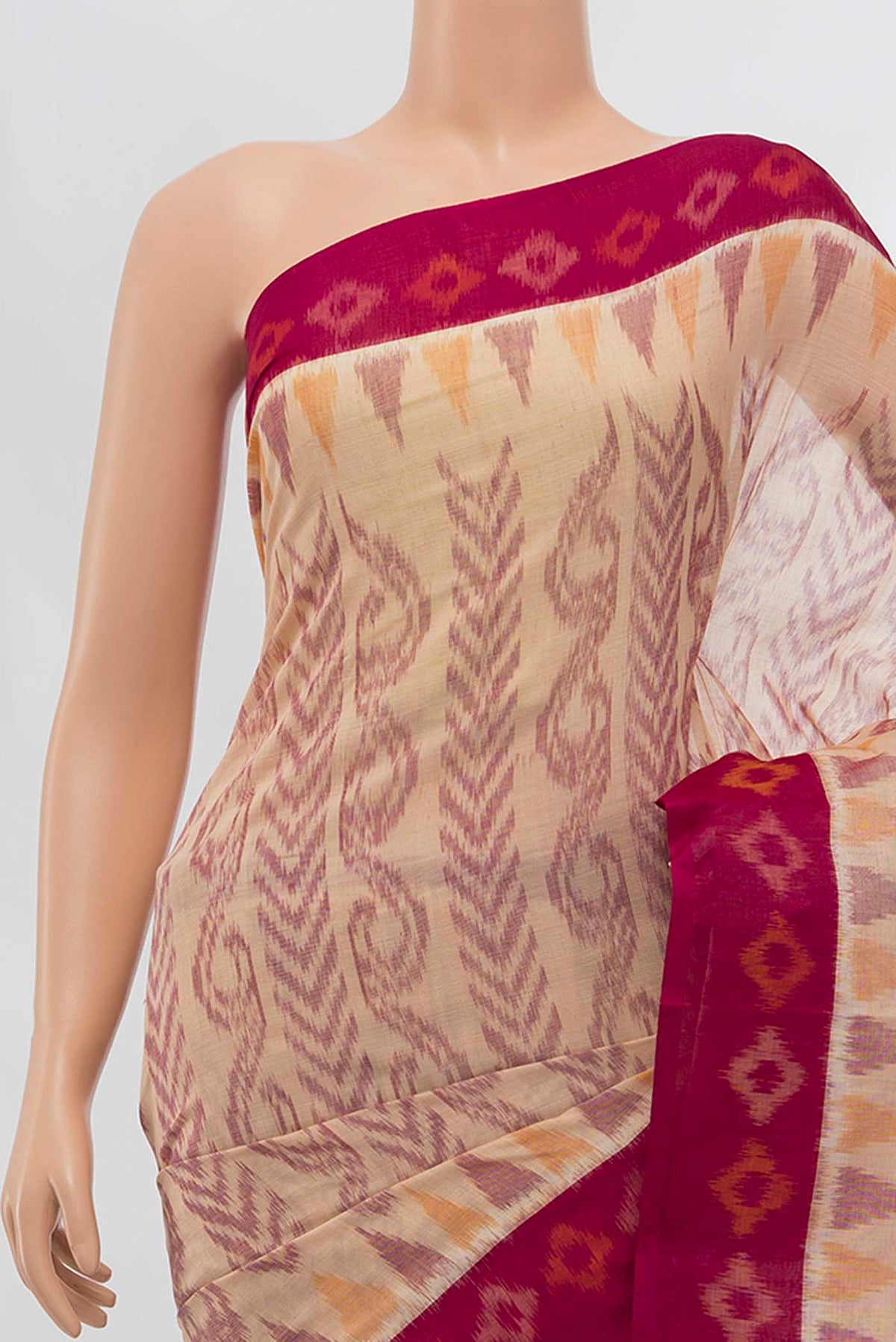 Border image of Beige Pochampally Cotton Saree with Floral Print on the body and Ikat Border