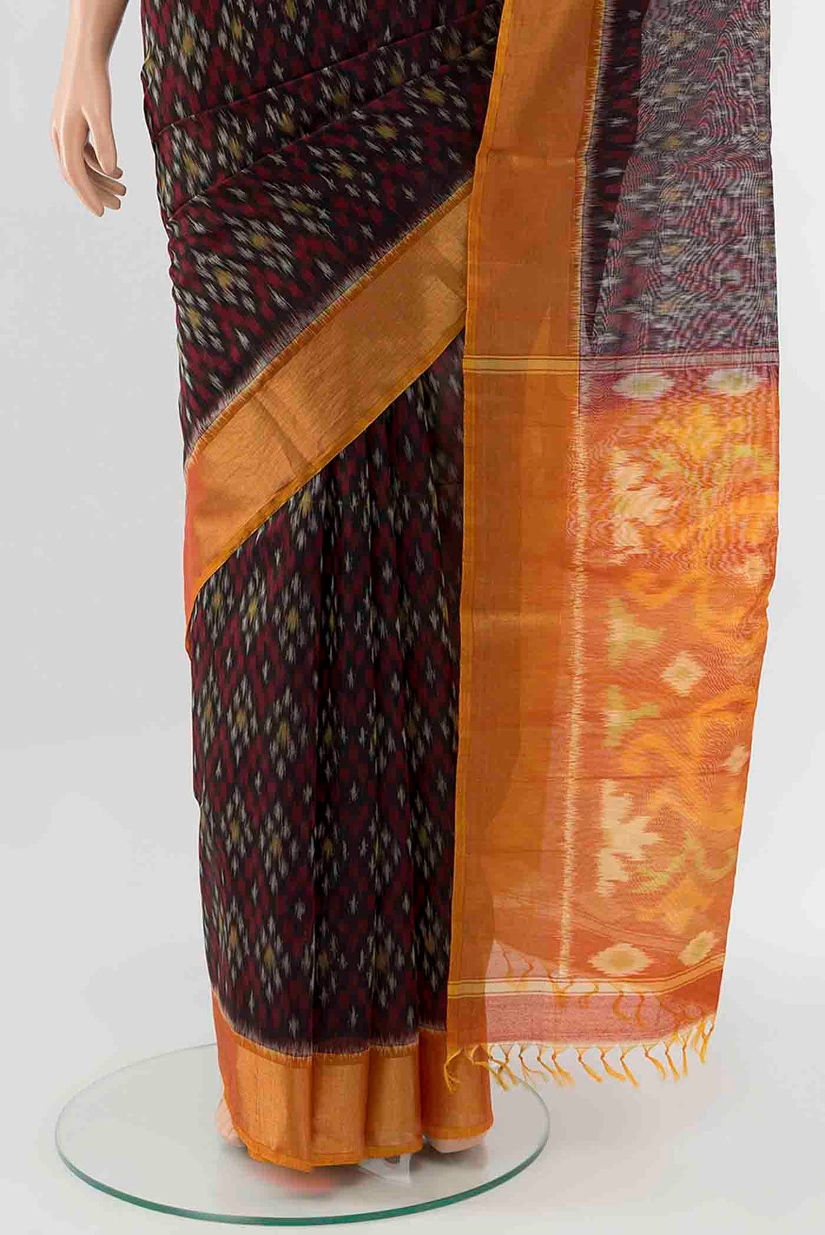 pleats pallu
