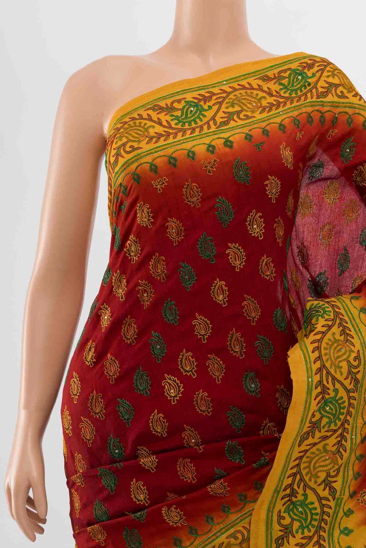 Border image of Maroon Blended Raw Silk Saree with Embroidery on the body and Embroidery Border