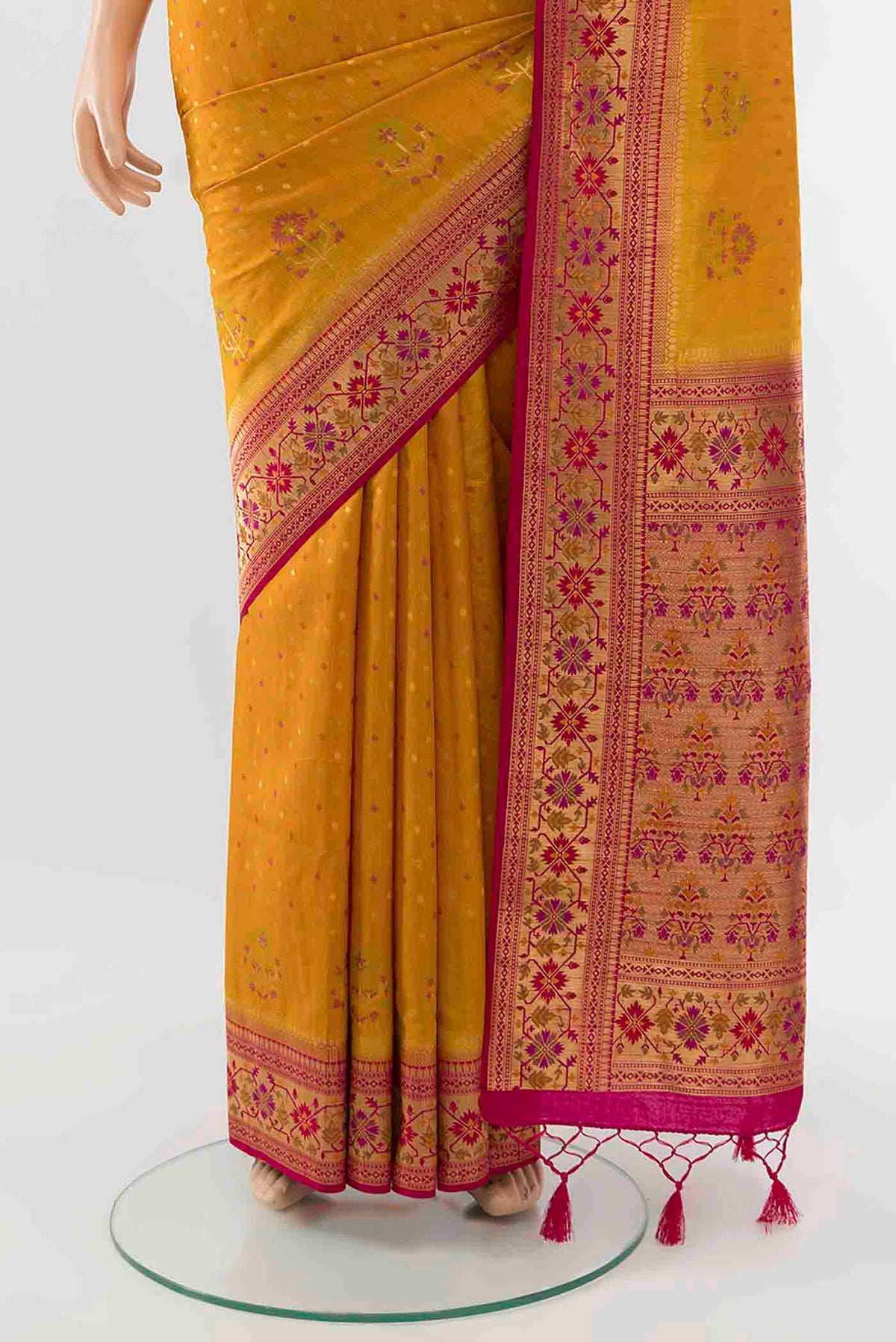 pleats pallu