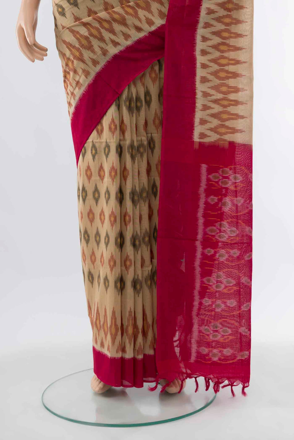 Pleats and pallu of Beige Pochampally Cotton Saree with Ikat Print on the body and Plain Border
