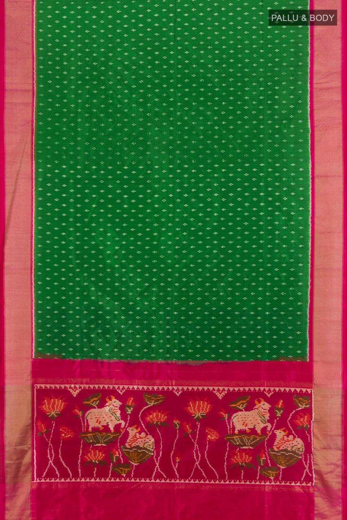 Flat view of Green Pochampally Saree with Pure Ikat on the body and Zari Border. 