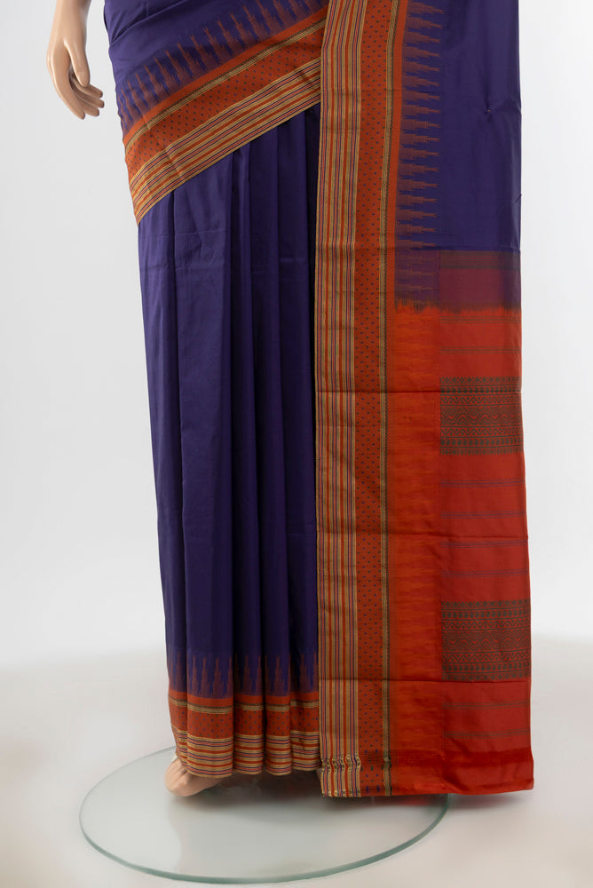 Pleats and pallu of Violet Bangalore Silk - kadyal Saree with Plain Body and Zari Border. 