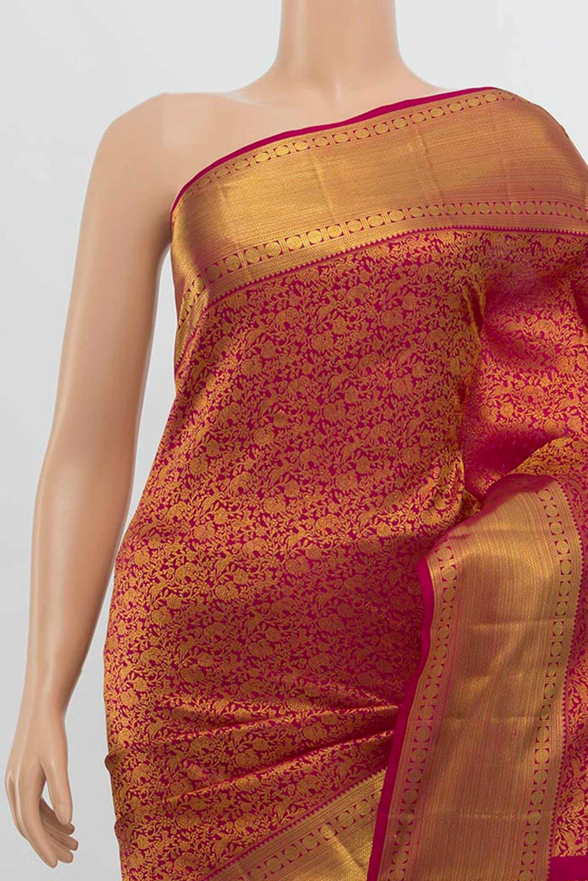 Border image of Magenta Kanchipuram Silk Saree with Zari Butta on the body and Silk Border. 