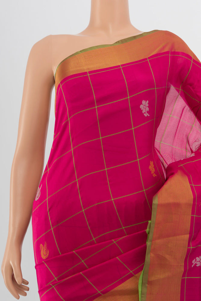 Border image of Magenta Uppada Silk Saree with Zari Brocade on the body and Silk Border. 