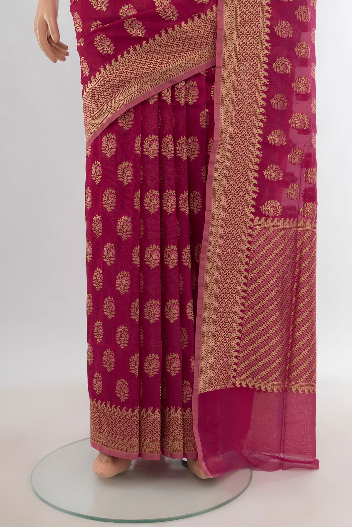 Pleats and pallu of Dark Pink Banarasi Silk Saree with Zari Butta on the body and Zari Border. 