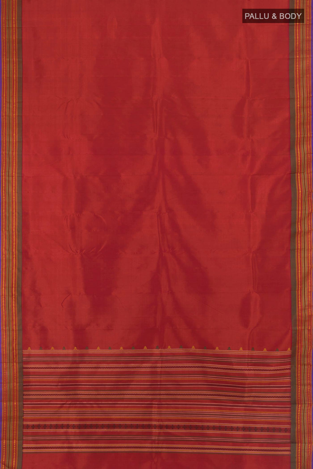 Flat view of Rust Kanchipuram Silk Saree with Plain Body and Thread Border. 
