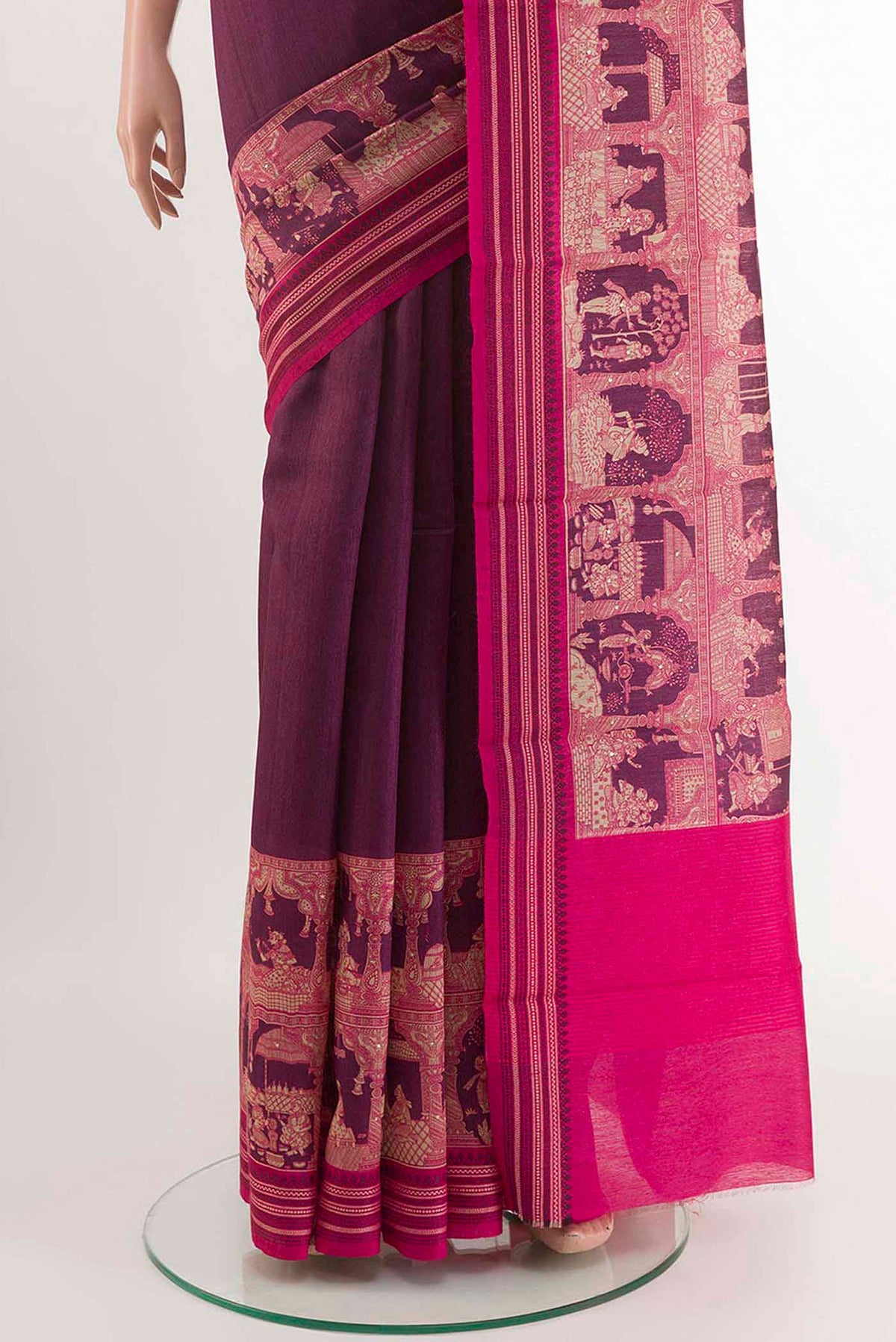 Pleats and pallu of Magenta Tussar Saree With Printed design on the body and Printed Border