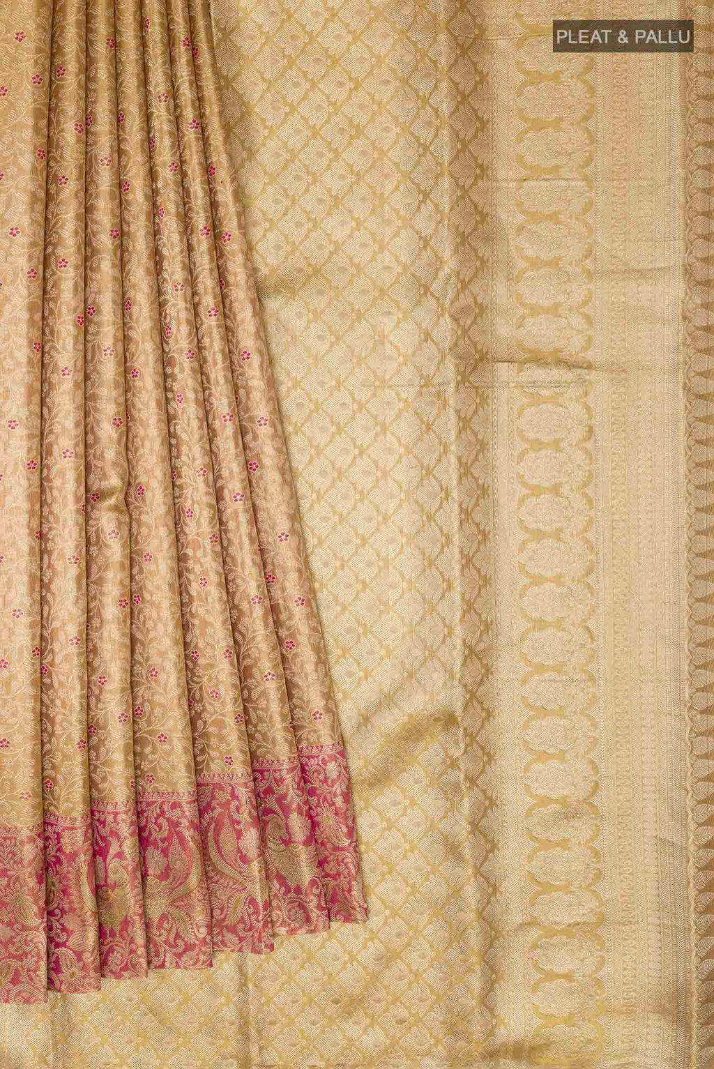 Pleats and pallu of Golden Kanchipuram Tissue Silk Saree with Zari Brocade on the body and Zari Border