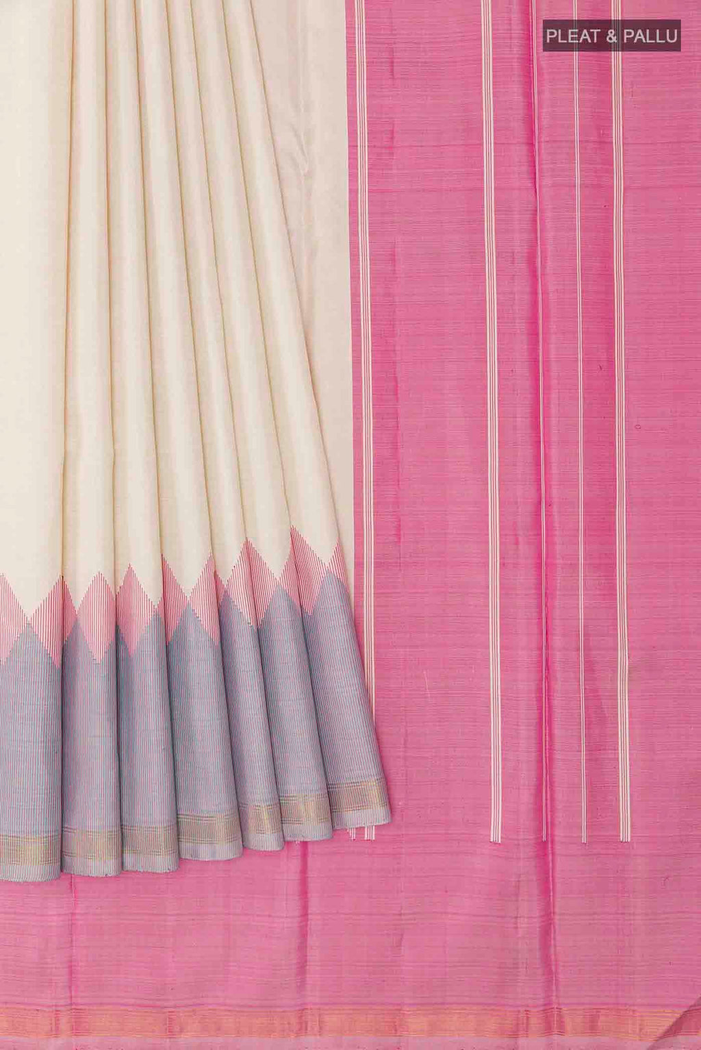 Pleats and pallu of Off White Kanchipuram Silk Saree with Plain Body and Zari Border
