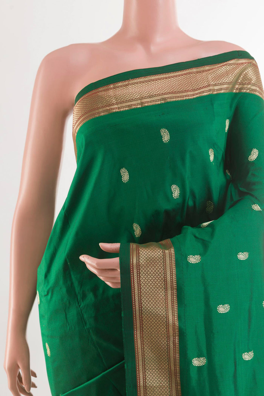 Border image of Green Paithani Silk Saree with Zari Butta on the body and Zari Border. 