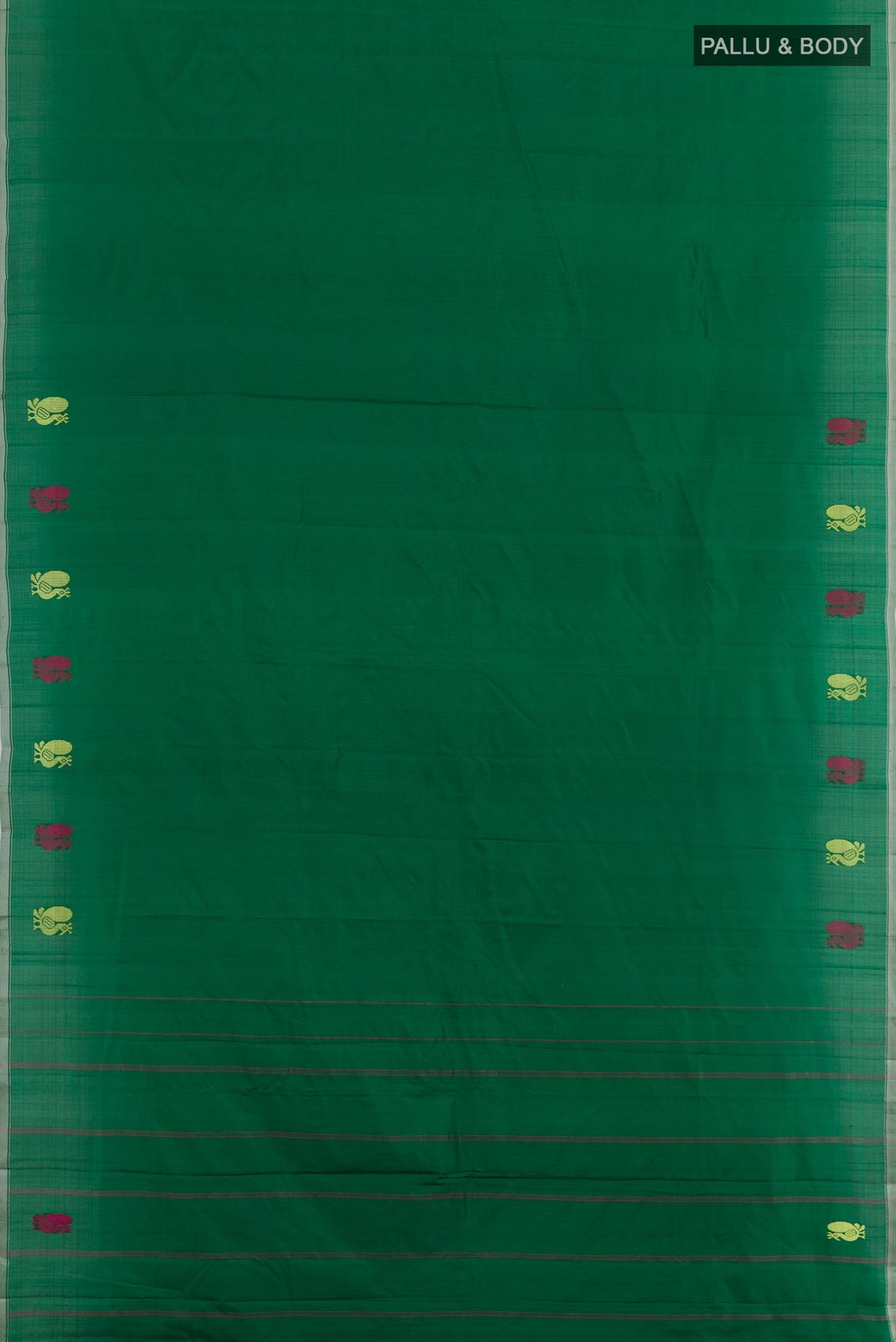 Flat view of Green Kanchipuram Silk Saree with Plain Body and Thread Border. 