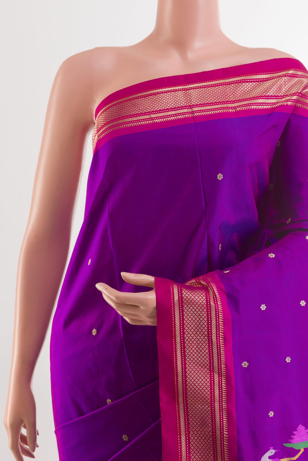 Border image of Purple Paithani Silk Saree with Zari Butta on the body and Zari Border. 