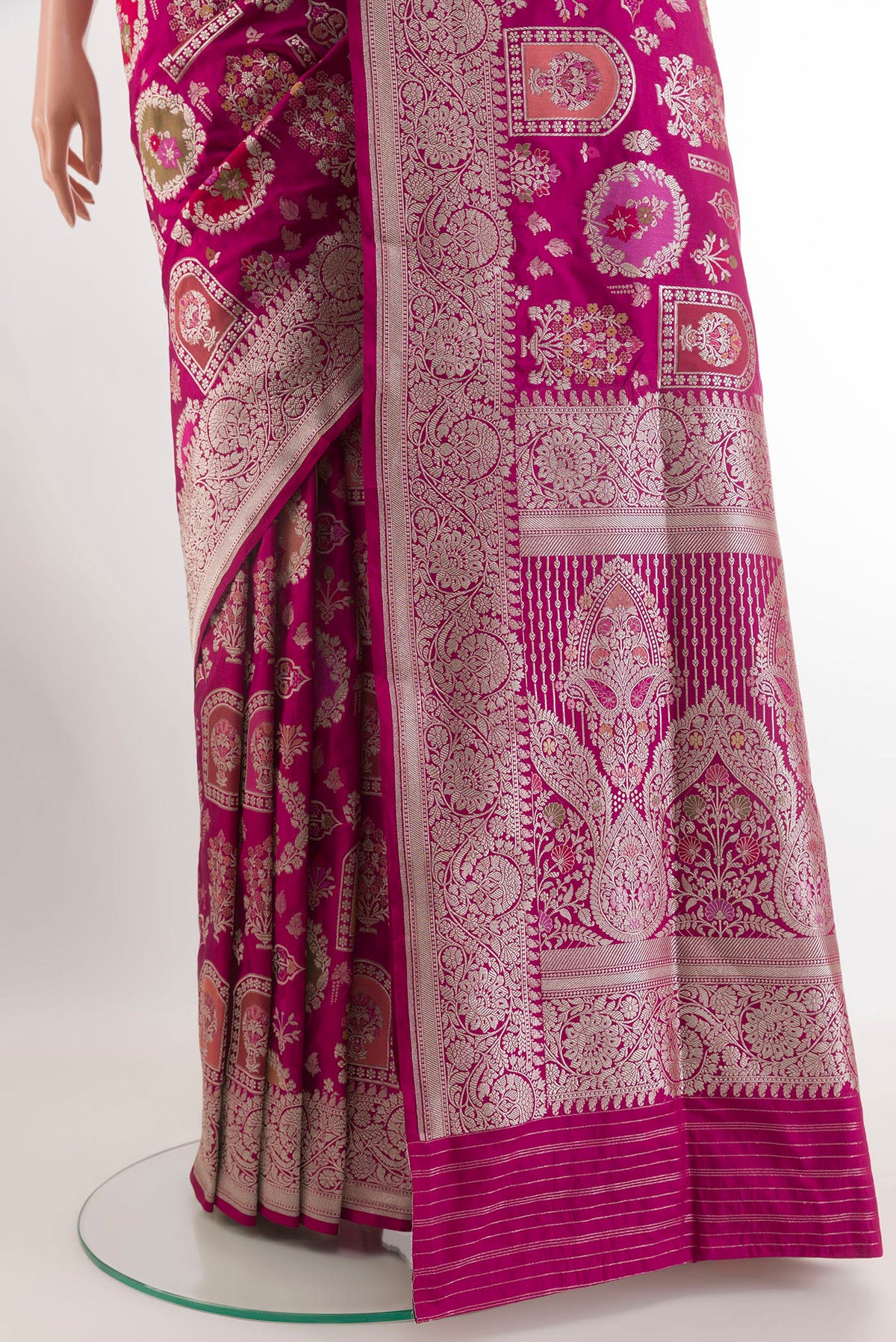 Pleats and pallu of Magenta Banarasi Silk Saree with Zari Brocade on the body and Zari Border. 